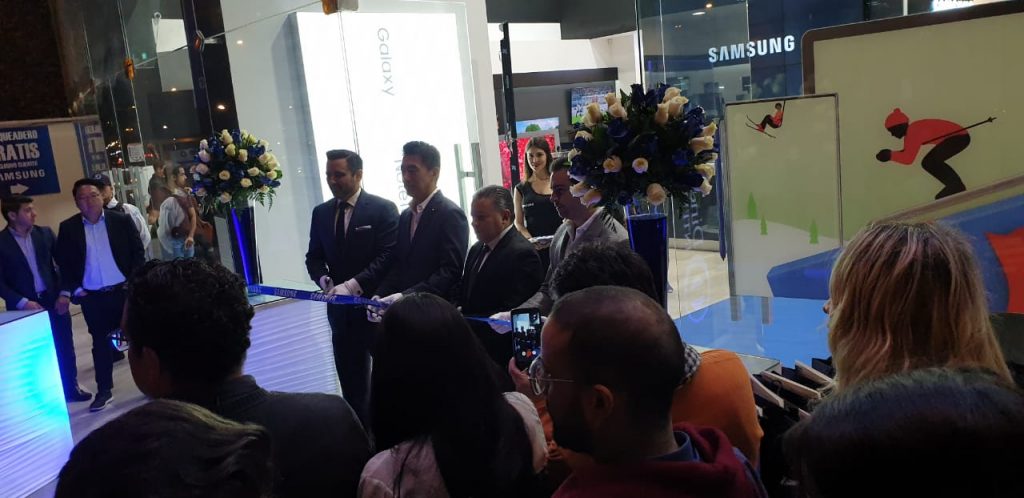 Samsung Electronics inaugura la tienda más completa de Latinoamérica en Ecuador