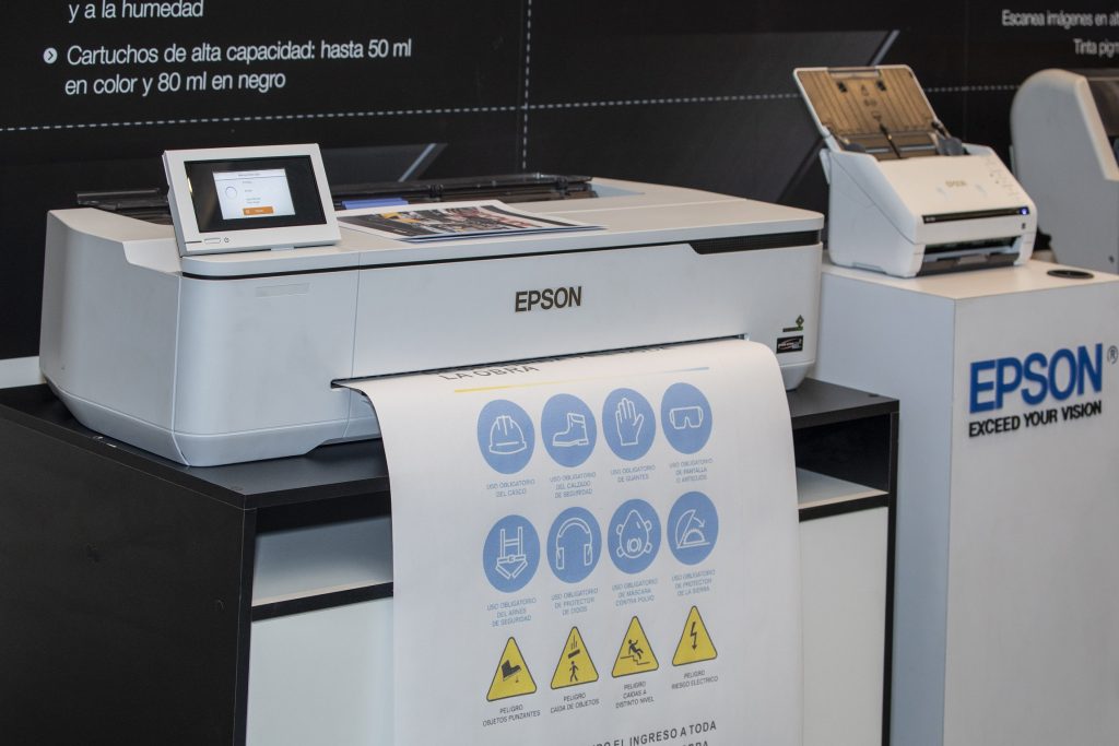 EPSON presenta la impresora técnica inalámbrica SureColor T3170